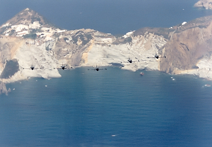 AM10A.JPG